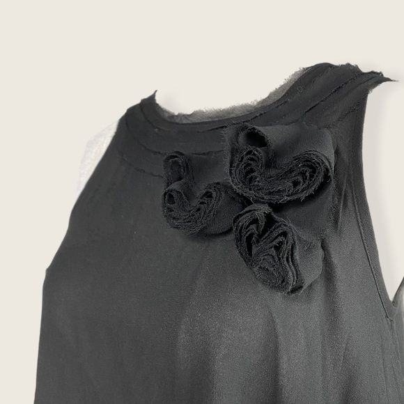 Twelve by Twelve Black Rose A-Line Sleeveless Top - Picture 5 of 13